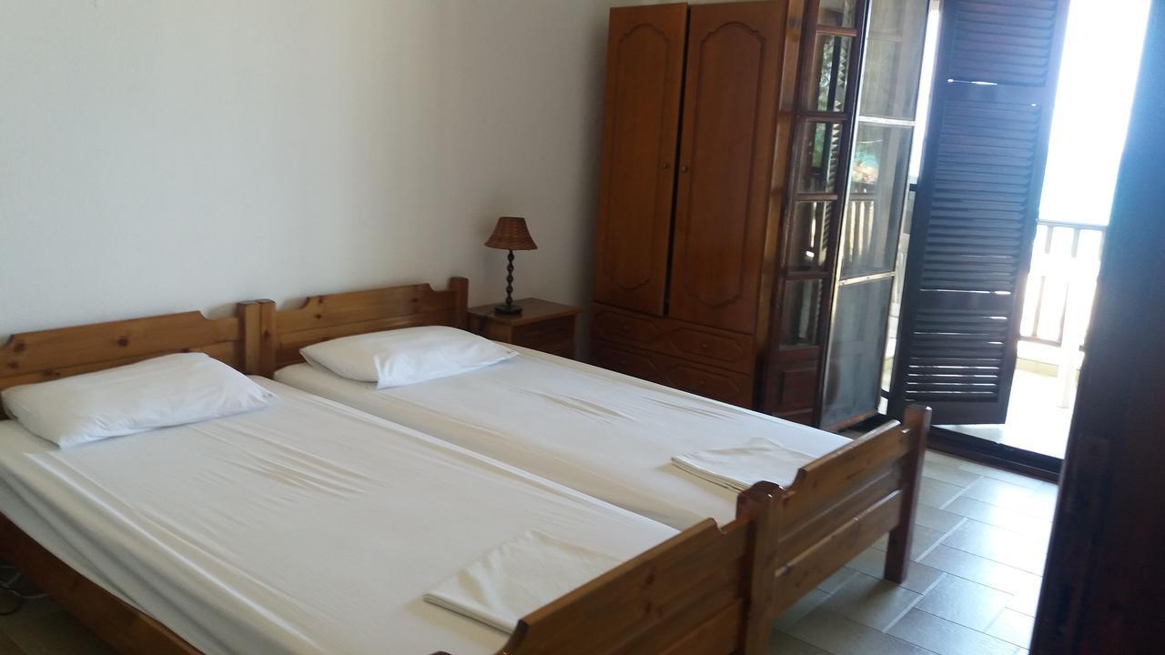 House Kosmas On The Beach Sarti Ngoại thất bức ảnh