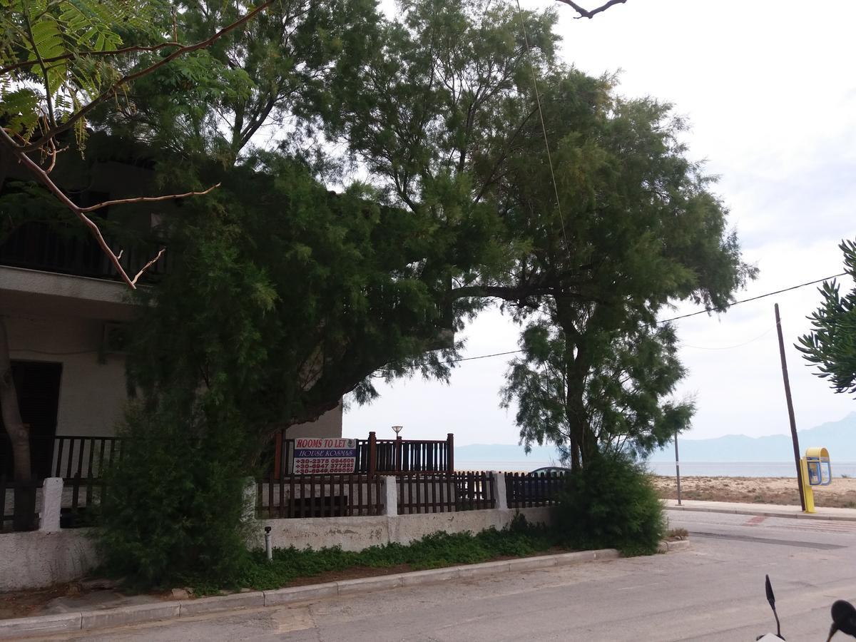 House Kosmas On The Beach Sarti Ngoại thất bức ảnh