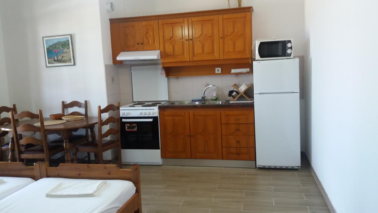 House Kosmas On The Beach Sarti Ngoại thất bức ảnh