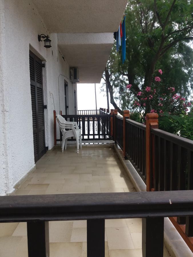 House Kosmas On The Beach Sarti Ngoại thất bức ảnh